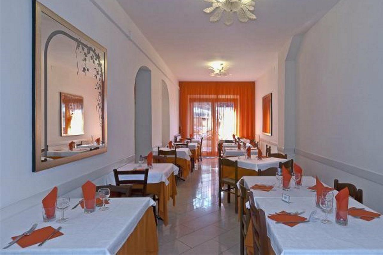 Hotel Firenze Viareggio Exteriör bild